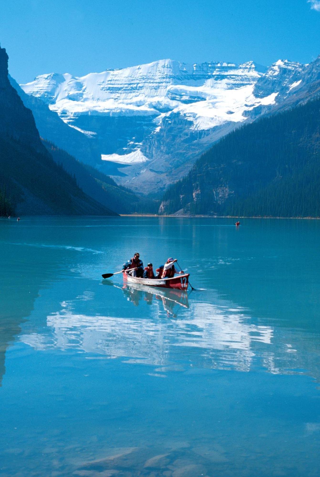 Paradise Lodge And Bungalows Lake Louise Exteriér fotografie